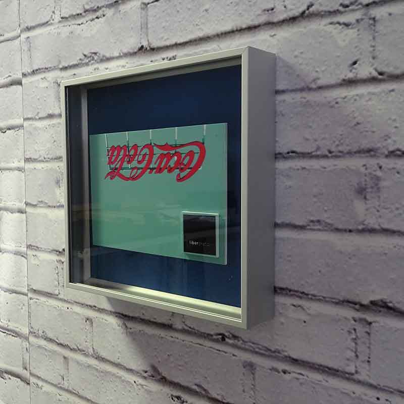 CADRE EN ALUMINIUM VITRINE TRAVAUX